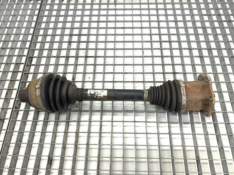 Poloosa pravá přední Audi Q5 (8RB) 2008 - 2017 8R0407271C