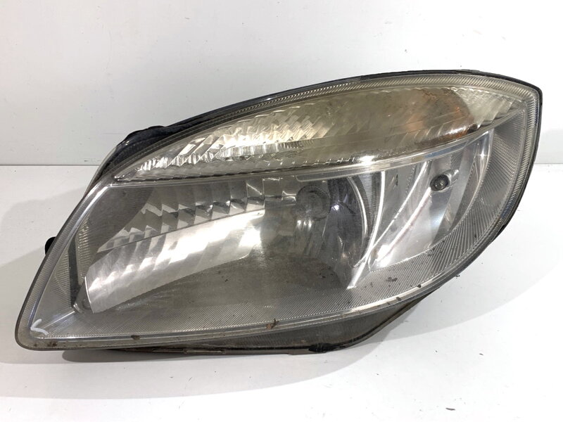 Světlo levé přední Skoda Fabia II (542) 2006 - 2014