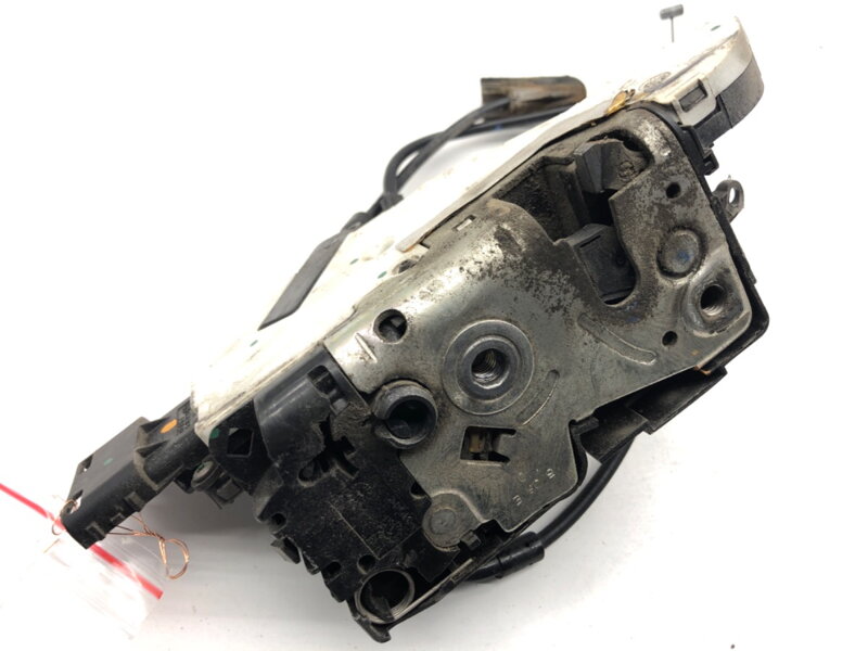 Zámek dveří pravý přední Peugeot 207 (WA_, WC_) 2006 - 2015 24094158