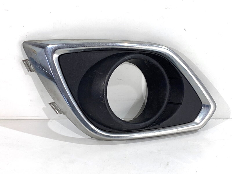 Mřížka halogenu / mlhovky pravá Opel Antara A (L07) 2006 - 2022 25953668