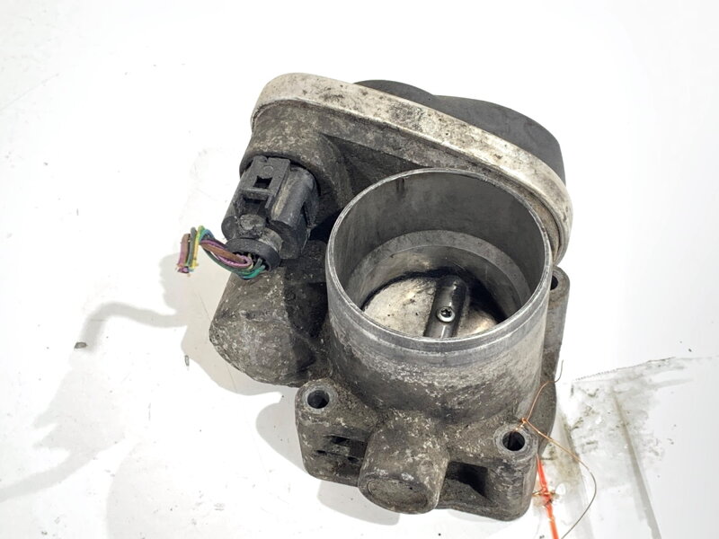 Škrticí klapka VW Touran (1T1, 1T2) 2003 - 2010 036133062Q