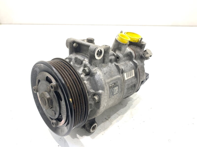 Kompresor klimatizace VW Golf VII Variant (BA5, BV5) 2013 - 2022 5Q0820803F