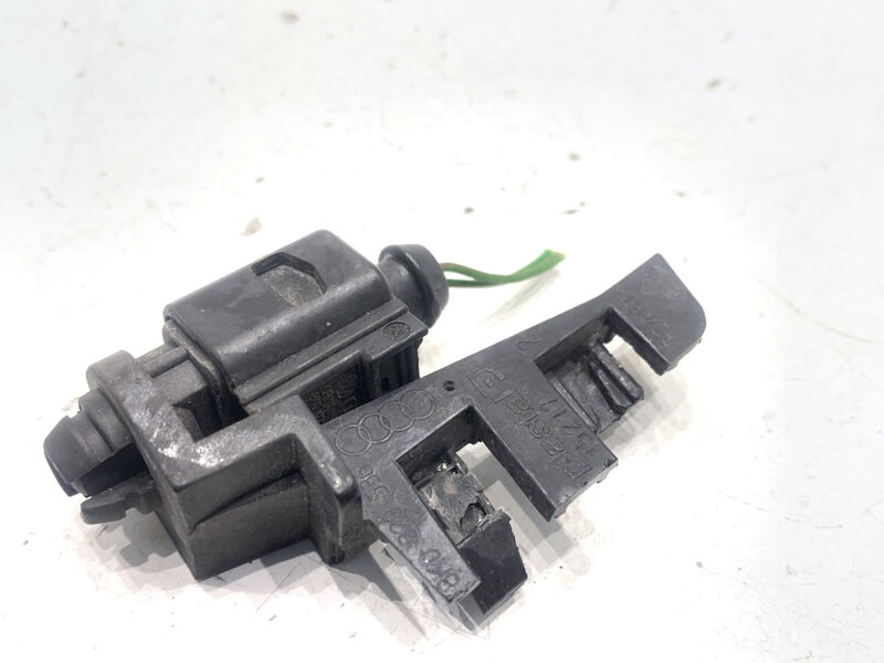 Čidlo kvality vzduchu Opel Astra H GTC (A04) 2005 - 2010 8K0820536