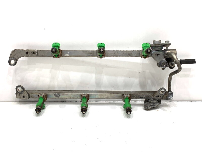 Vstřikovací rampa S wtryskiwaczami Infiniti Q50 2013 - 2022