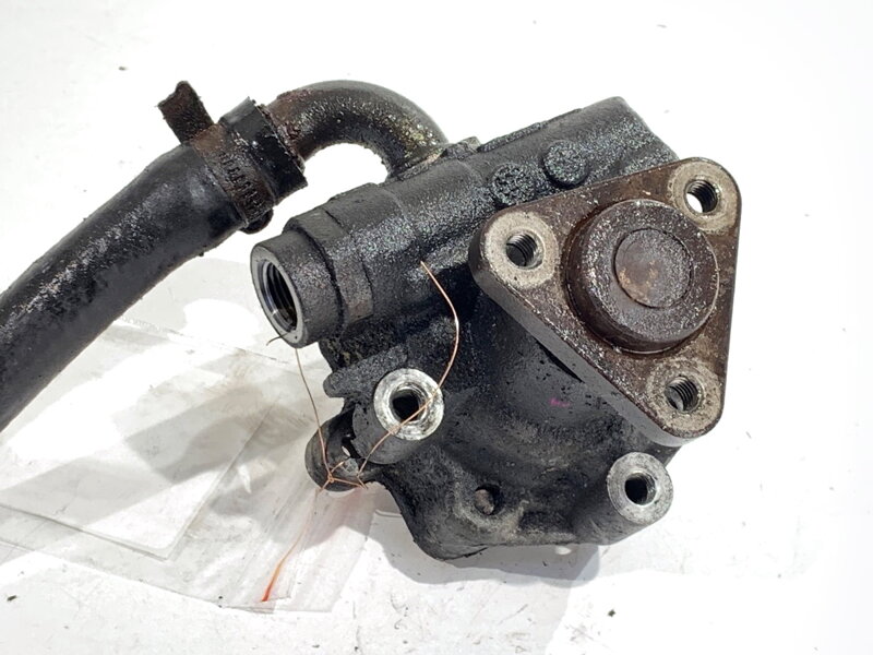 Servočerpadlo Skoda Superb I (3U4) 2001 - 2008 511562403