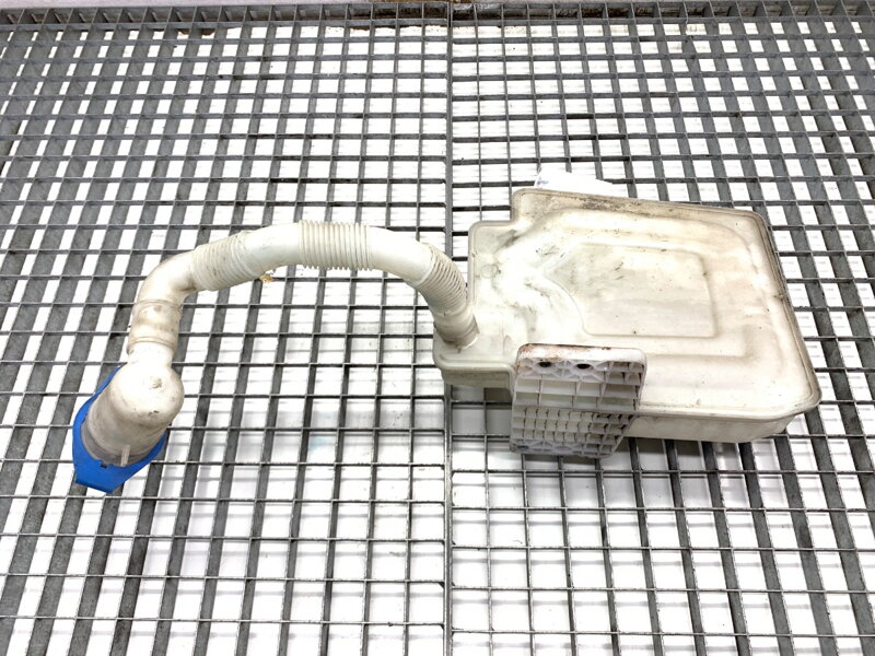 Nádobka ostřikovačů Audi A3 (8P1) 2003 - 2013 1K0955453Q