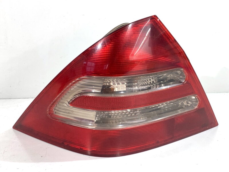 Světlo levé zadní Mercedes-benz Class C (W203) 2000 - 2007