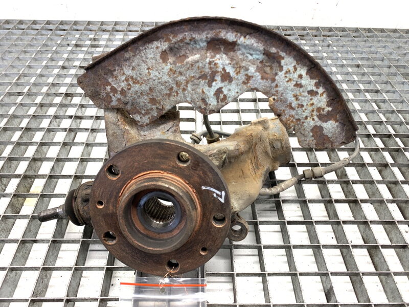 Otoč pravá přední Peugeot 607 (9D, 9U) 2000 - 2022