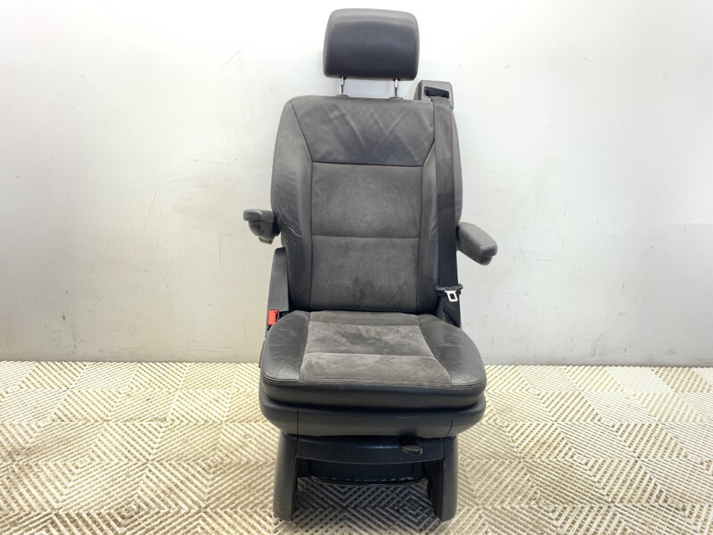 Sedadlo zadní VW Transporter V Autobus (7HB, 7HJ, 7EB, 7EJ) 2003 - 2015