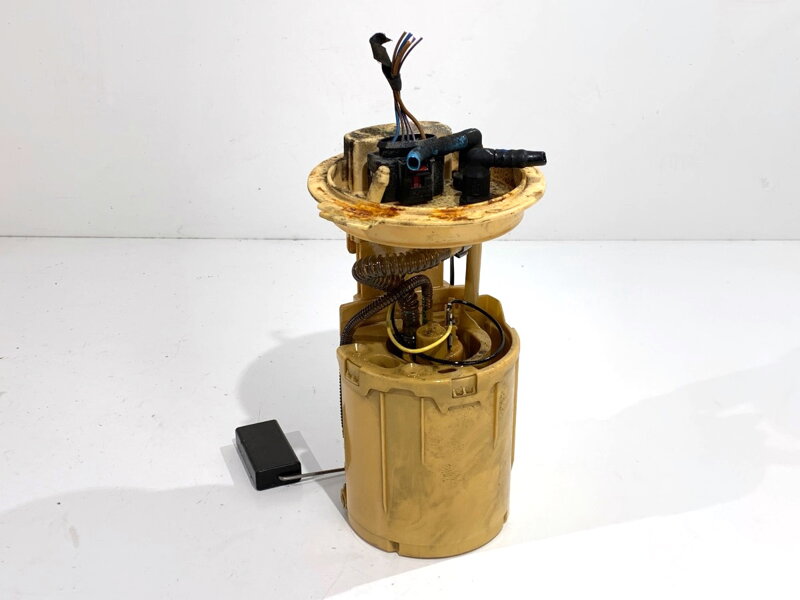 Palivové čerpadlo VW Golf V Variant (1K5) 2007 - 2009 1K0919050D