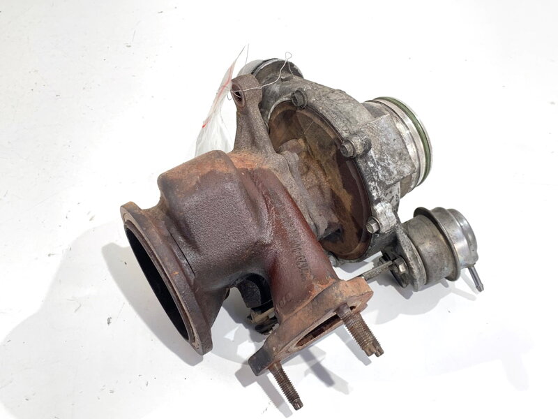 Kompresor klimatizace Volvo V40 Liftback (525, 526) 2012 - 2022 31380130