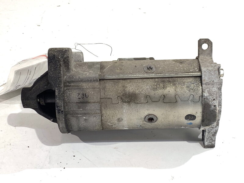 Startér Volvo V40 Liftback (525, 526) 2012 - 2022 31419543