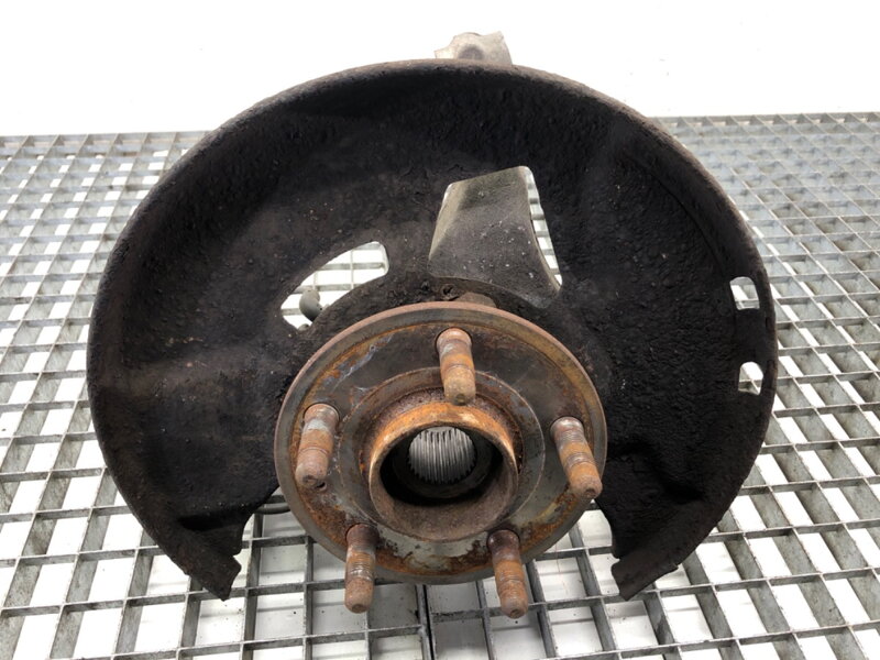 Otoč levá přední Opel Insignia A Sports Tourer (G09) 2008 - 2017