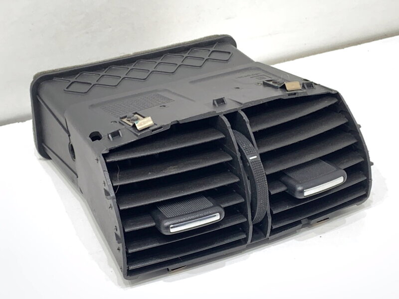 Mřížka ventilace zadní Opel Insignia A Sports Tourer (G09) 2008 - 2017 20959928