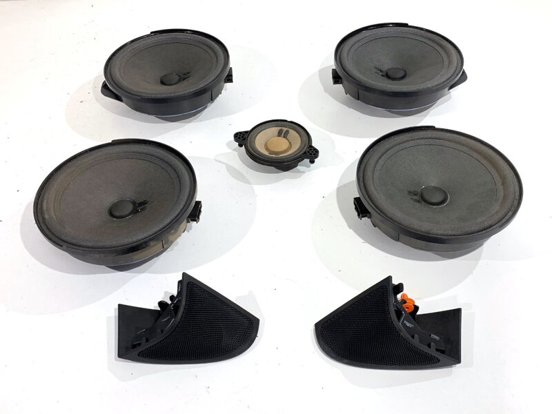 Reproduktory sada Mercedes-benz CLA Coupe (C117) 2013 - 2019 A2468200502 A2468200202