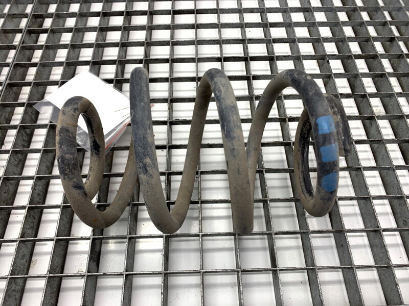 Pružina zadní Mercedes-benz CLA Coupe (C117) 2013 - 2019