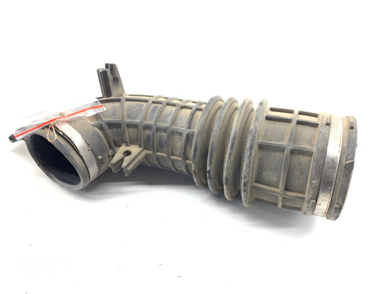 Vzduchové potrubí Mercedes-benz CLA Coupe (C117) 2013 - 2019 A6070900037