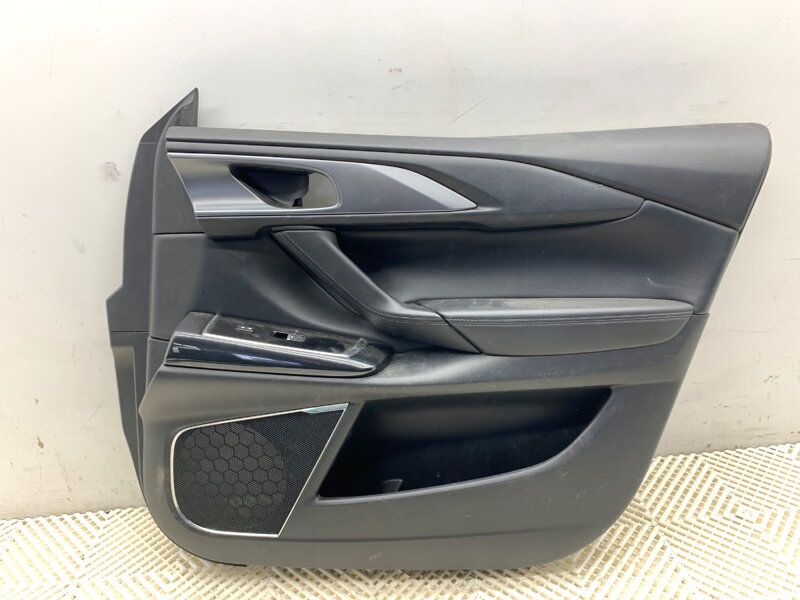 Tapecírung dveří pravý přední Mazda CX-9 (TC) 2016 - 2022