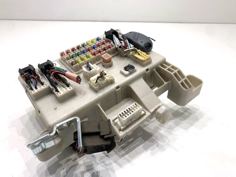 Modul BSI Toyota Land Cruiser Prado (_J12_) 2002 - 2010