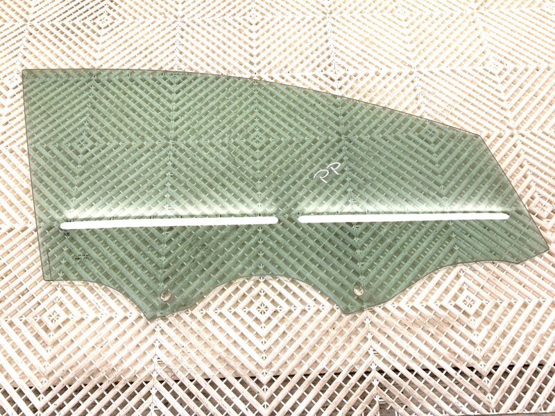 Okno pravé přední Audi Q4 Sportback (F4N) 2021 - 2022 11A845202