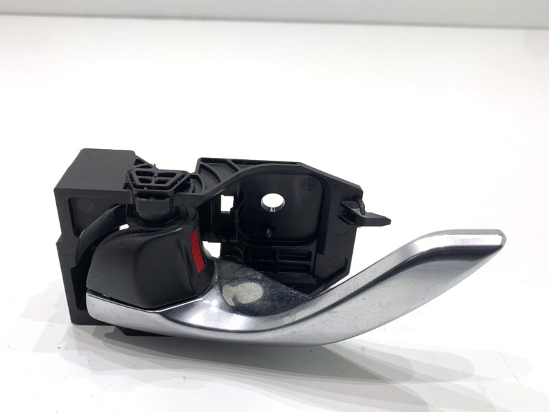 Klika vnitřní levá zadní Mazda CX-9 (TC) 2016 - 2022