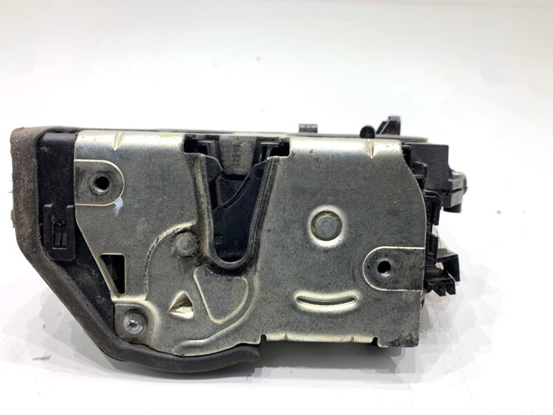Zámek dveří levý zadní BMW 3 (E90) 2004 - 2012 7060295