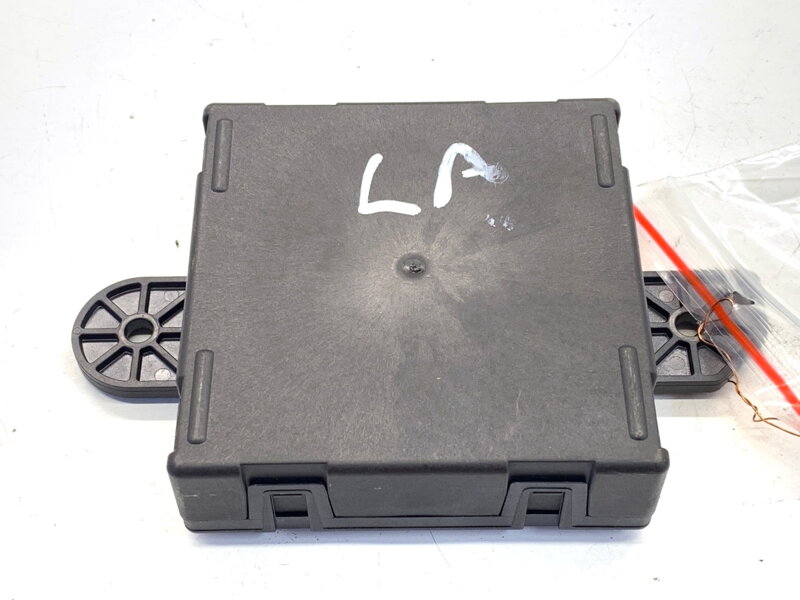 Modul dveře přední levé Jeep Grand Cherokee IV (WK, WK2) 2010 - 2022 68245459AB