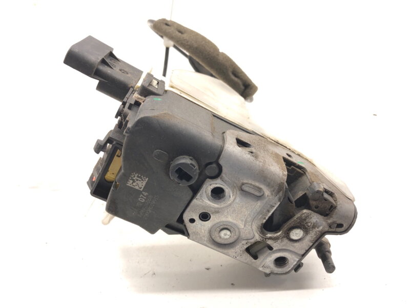 Zámek dveří pravý přední Peugeot 308 I (4A_, 4C_) 2007 - 2016 732074