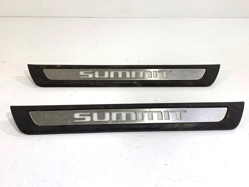 Lišta kryty / nástavce prahová sada summit LED Jeep Grand Cherokee IV (WK, WK2) 2010 - 2022 5SQ04LU5AC 5SQ05LU5AC