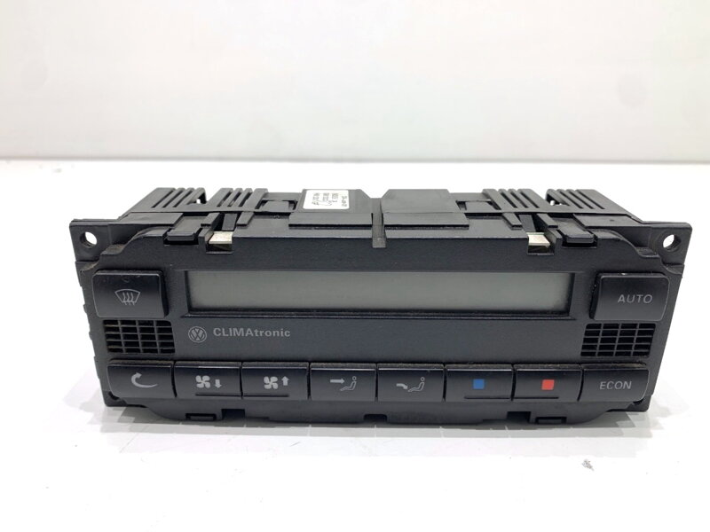 Panel ovládání ventilace VW Passat B5 . 5 (3B3) 2000 - 2005