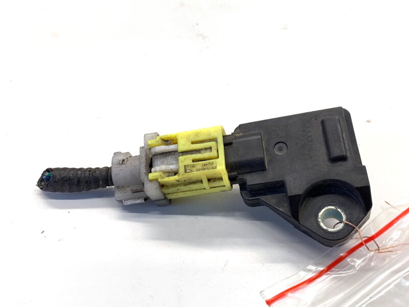 Čidlo nárazu Lexus IS III (_E3_) 2013 - 2022 8917A-30030