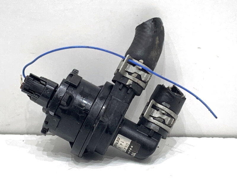 Přídavná vodní pumpa Lexus IS III (_E3_) 2013 - 2022 064100-1301