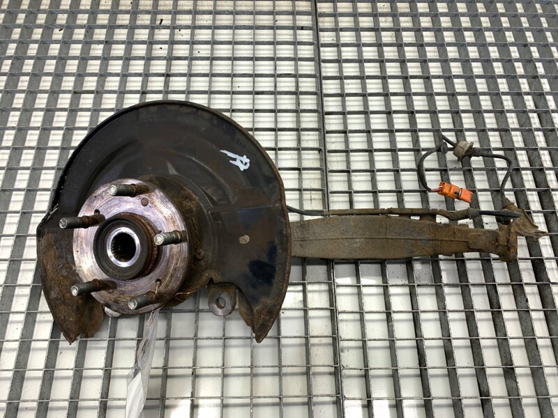 Otoč pravá přední Honda Accord VII (CL, CN) 2003 - 2012