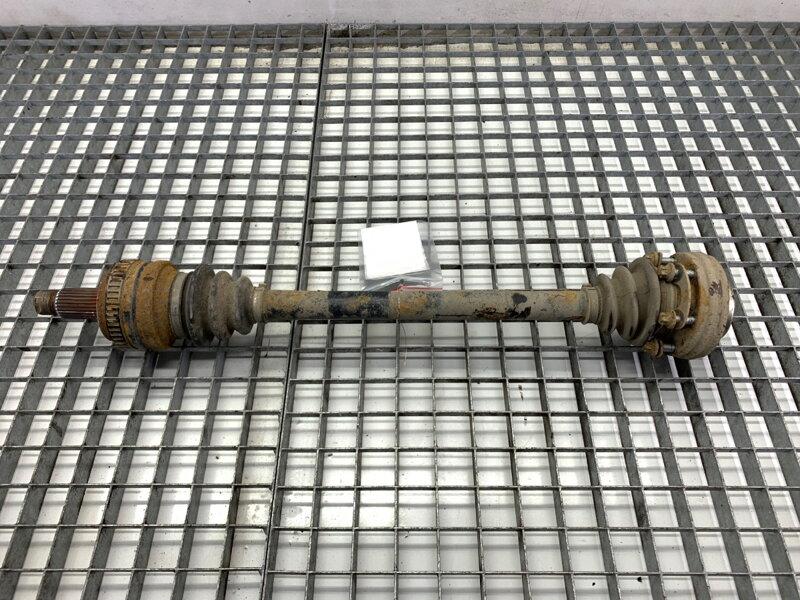 Poloosa levá zadní BMW 1 (E87) 2003 - 2013 7523959