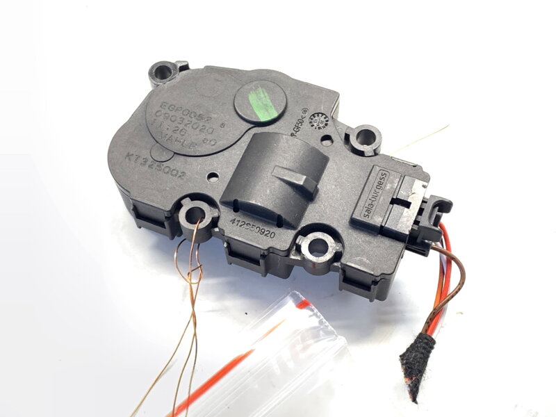 Motor radiátoru topení BMW X5 (G05, F95) 2018 - KT325002