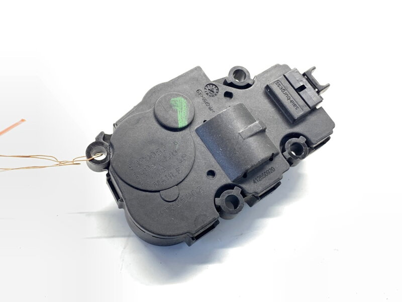 Motor radiátoru topení BMW X5 (G05, F95) 2018 - KT325002