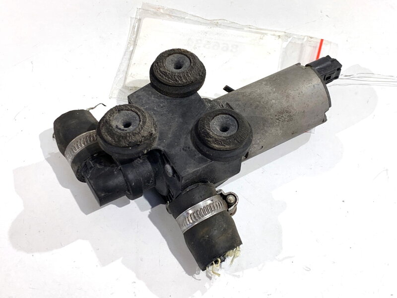 Přídavná vodní pumpa BMW 1 (E87) 2003 - 2013 6928246