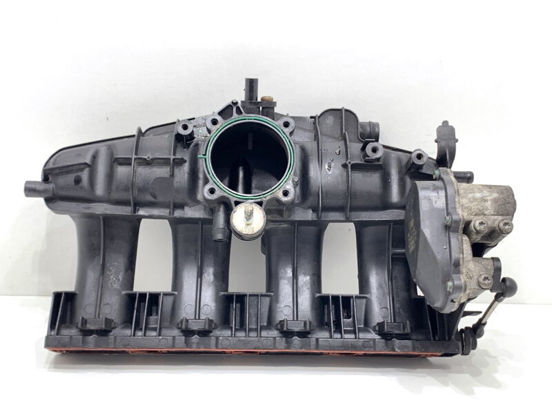 Sací potrubí Audi A3 (8P1) 2003 - 2013 06F133185AC