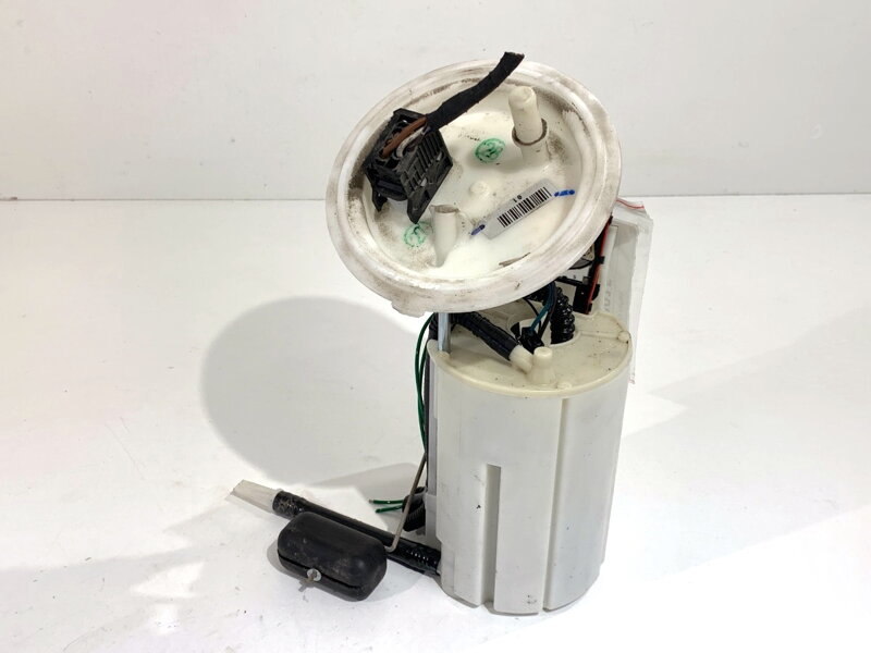 Palivové čerpadlo BMW 5 (E60) 2003 - 2010 6765778