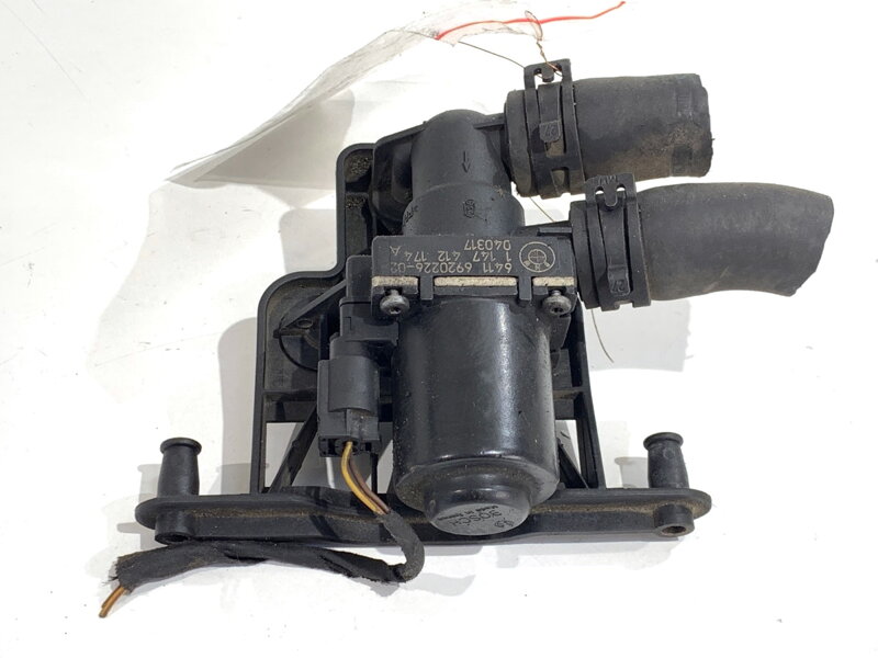 Vodní ventil BMW 5 (E60) 2003 - 2010 6920226