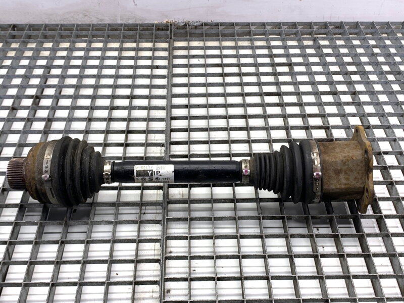 Poloosa pravá přední Audi A4 B8 Avant (8K5) 2007 - 2015 8K0407271P