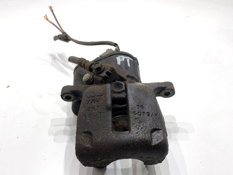 Brzdový třmen pravý zadní VW Passat B7 Variant (365) 2010 - 2015