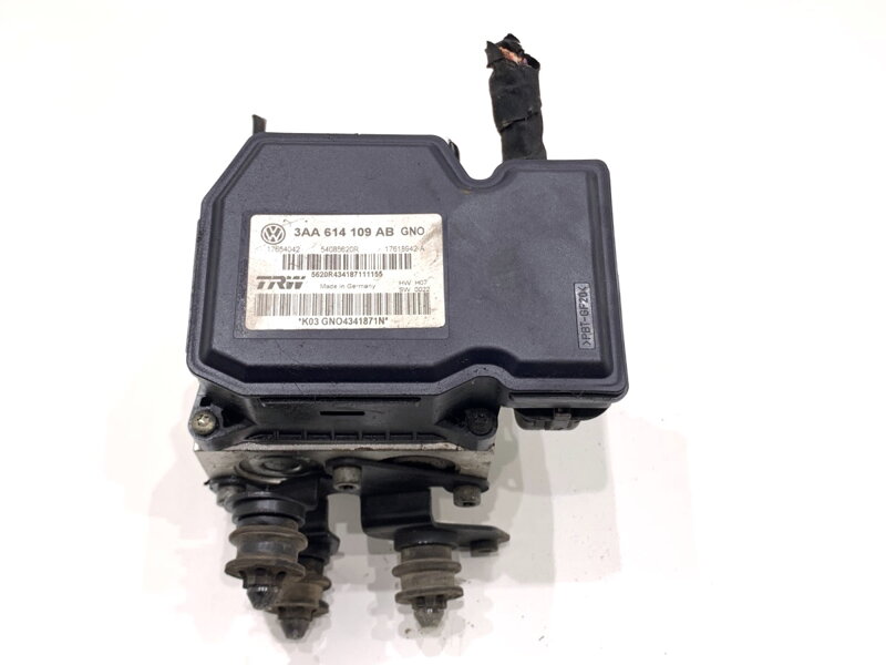 Čerpadlo VW Passat B7 Variant (365) 2010 - 2015 3AA614109AB