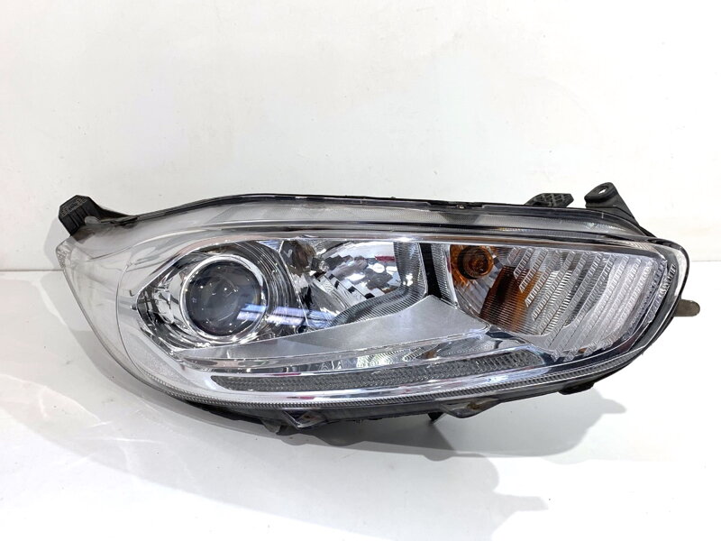 Světlo pravé přední Ford Fiesta VI (CB1, CCN) 2008 - 2022 C1BB-13W029-CG