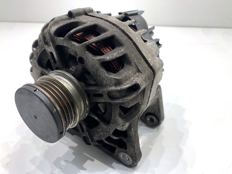 Alternátor Dacia Logan II 2012 - 2022 231007582R