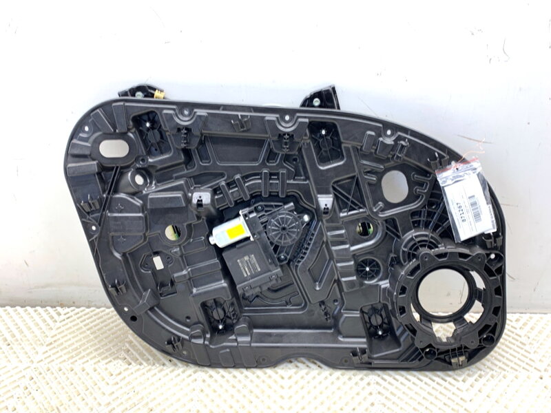 Stahovačka okna levá přední Volvo XC60 II (246) 2017 - 2022 31416995