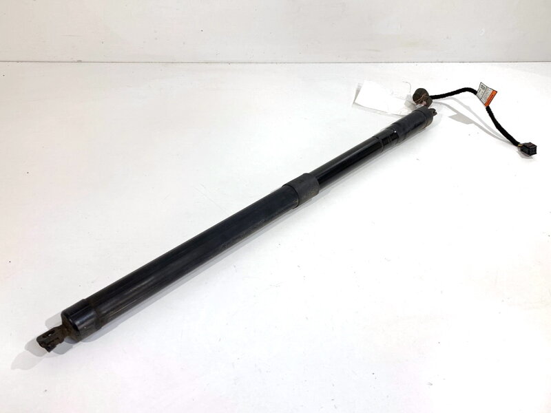 Servomotor / vzpěra teleskop víka kufru pravý Volvo XC60 II (246) 2017 - 2022 31690929