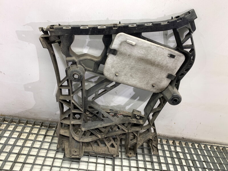 Držák nárazníku pravý zadní Mercedes-benz Class GL (X166) 2012 - 2015 1668800812