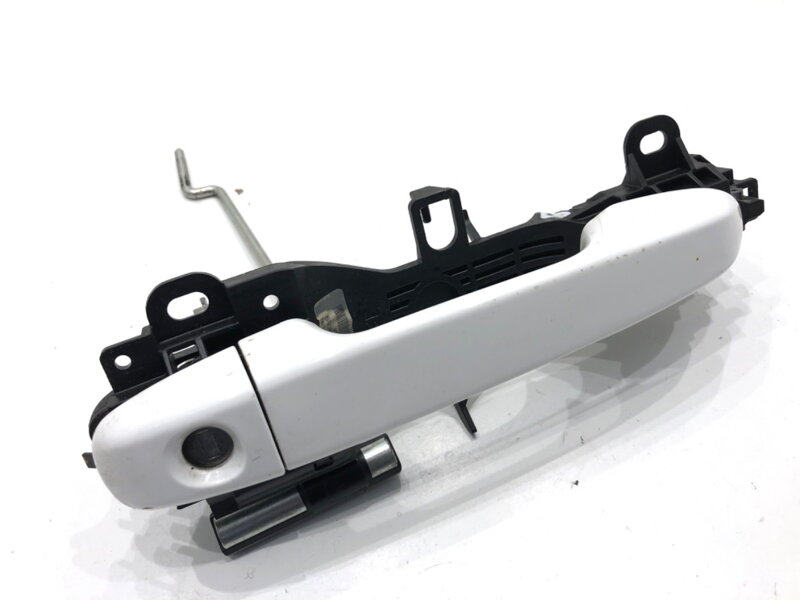 Klika vnější levá přední Toyota Yaris (_P13_) 2010 - 2022