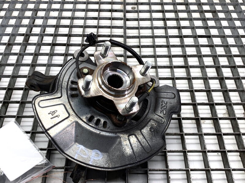 Otoč pravá přední Suzuki Swift VI (ZD_, ZC_) 2023 -